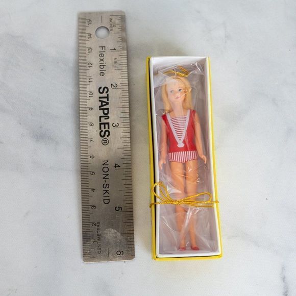 Hallmark 2018 SKIPPER Christmas Ornament Barbie Doll Limited Edition - Picture 9 of 9